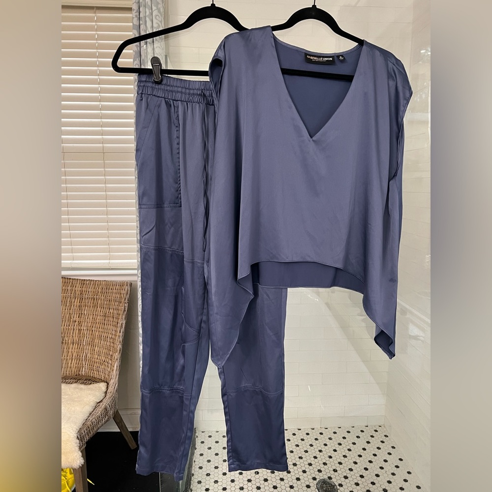 Gabrielle Union silk pant/top set